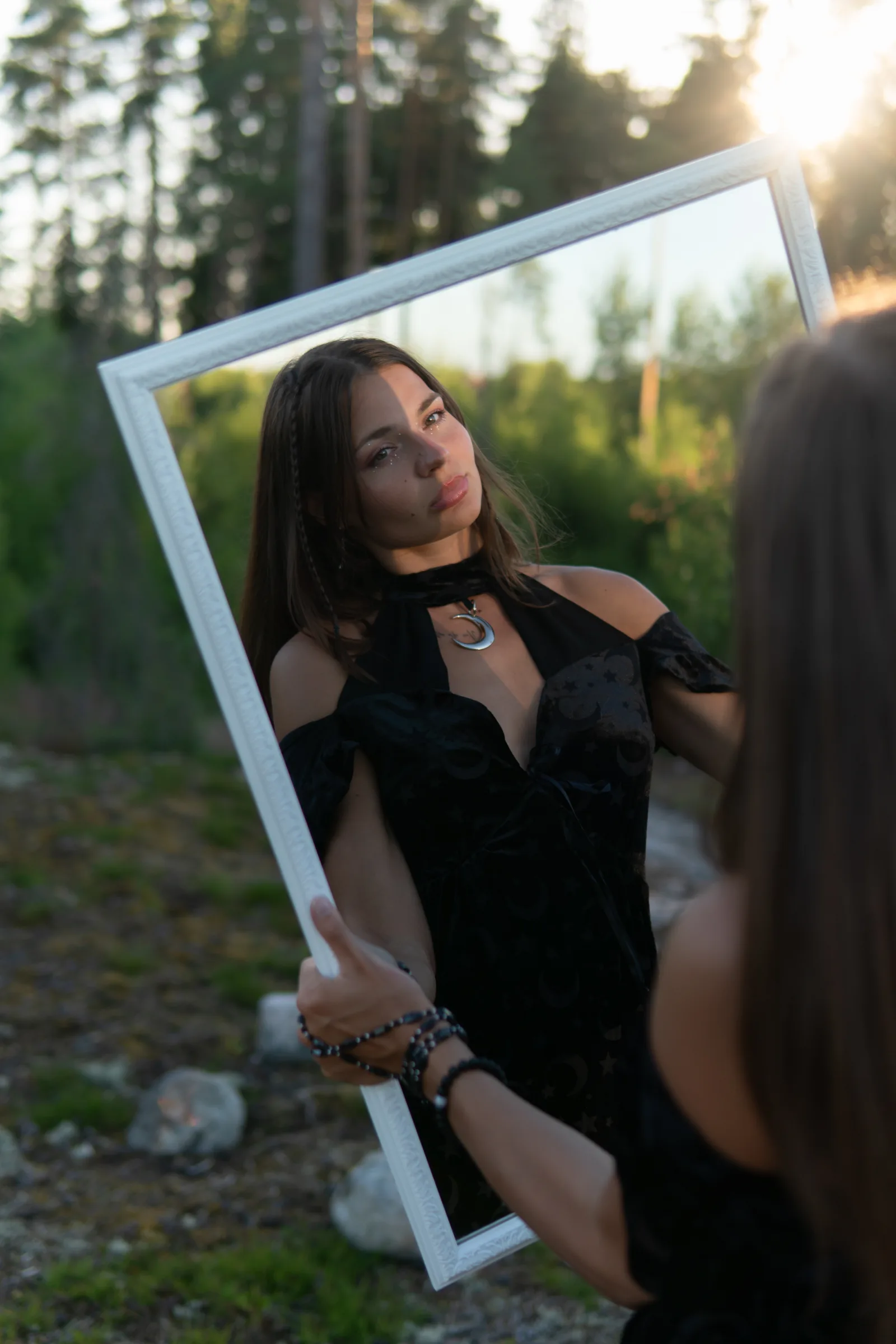 Outdoor golden hour - mirror frame