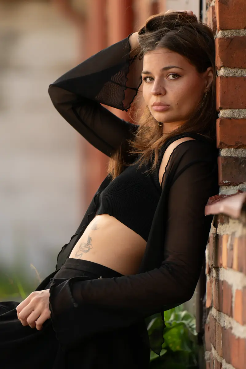 Editorial pose - hands up